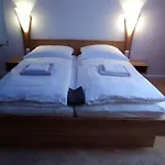 فندق La Rustica Altstadthotel فيرنغروده