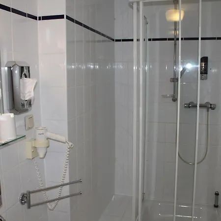 La Rustica Altstadthotel מלון